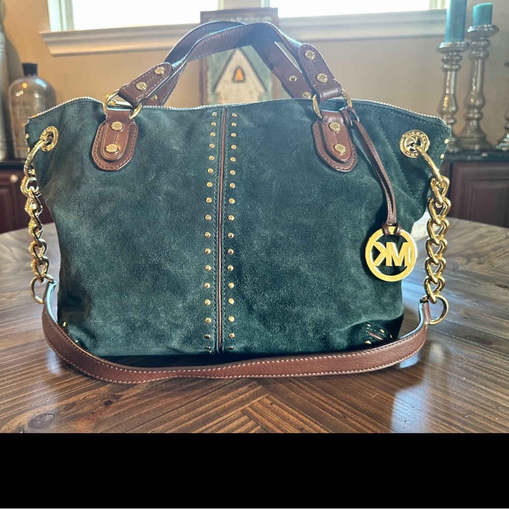 Michael Kors Green Suede Leather Handbag
No stains, rips, or tears